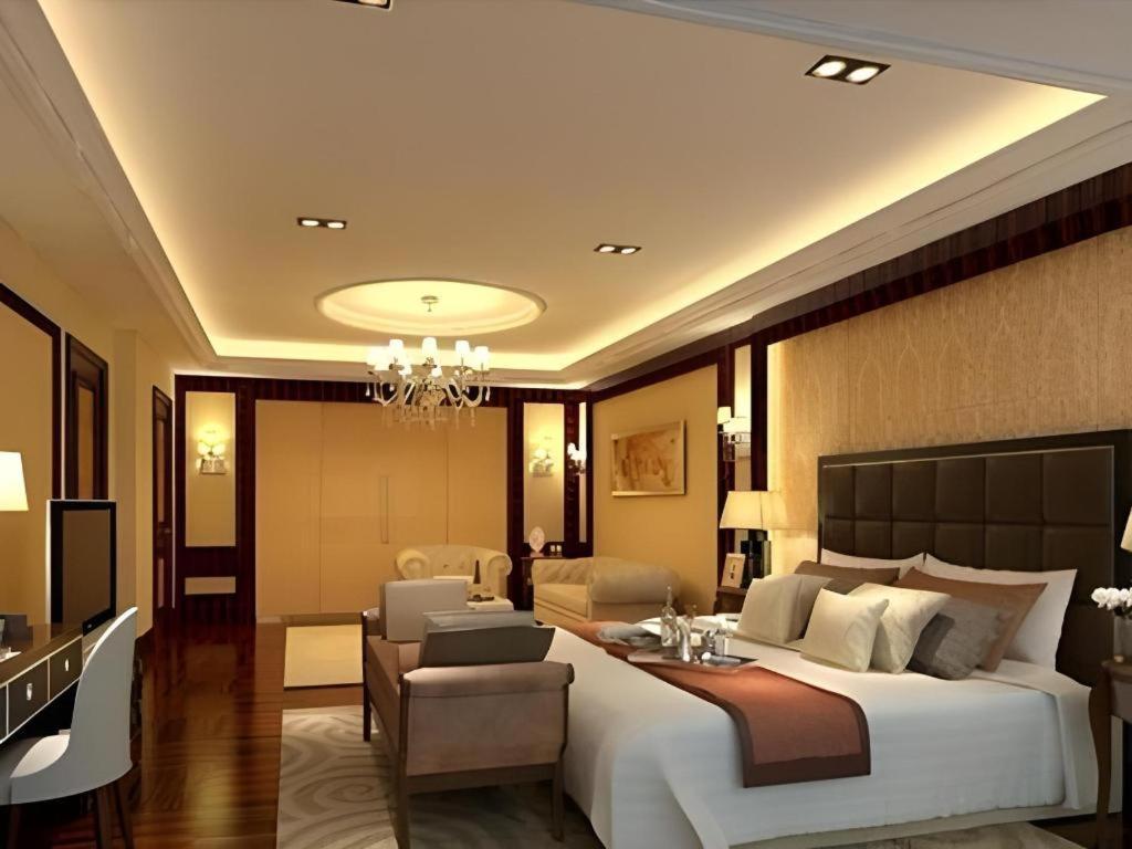 Jiangxi Grand 3*