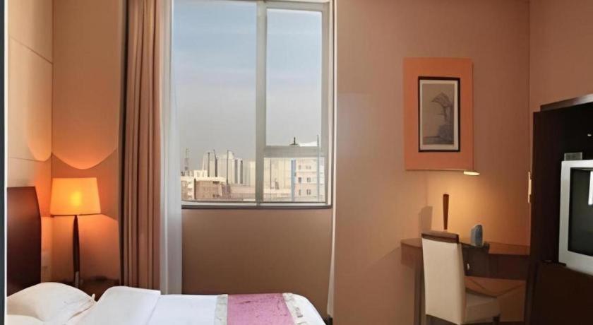 Jiangxi Grand 3*